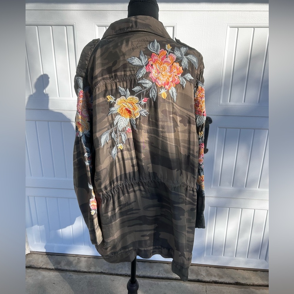 Johnny Was Camouflage Button-Up Jacket - Picture 2 of 5